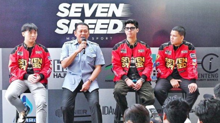 Ketum IMI, Bamsoet Apresiasi Seven Speed Motorsport Al Ghazali Meriahkan Drifting Indonesia